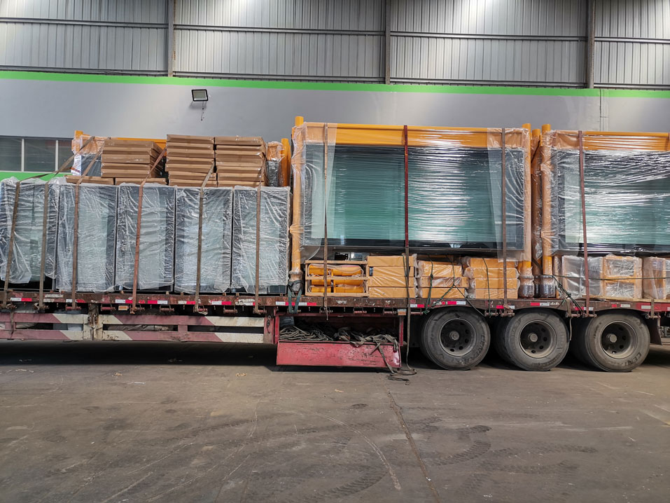 公交站臺(tái)發(fā)貨圖 公交站臺(tái)發(fā)貨圖