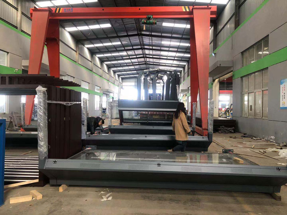 2021.11.23美城候車(chē)亭發(fā)往武漢的公交站臺(tái)第三車(chē)發(fā)貨記錄 2021.11.23美城候車(chē)亭發(fā)往武漢的公交站臺(tái)第三車(chē)發(fā)貨記錄