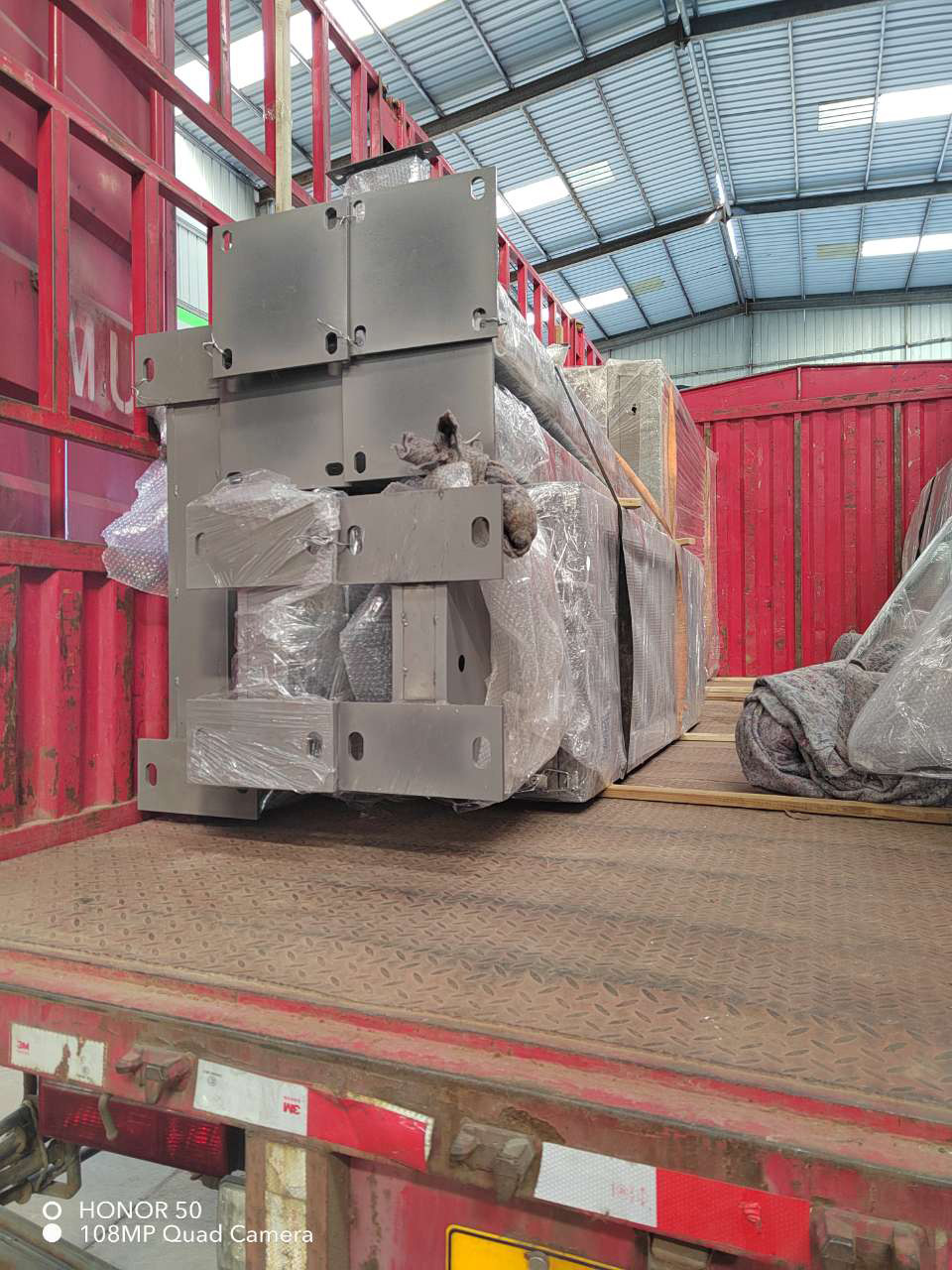 鹽城公交站臺(tái)發(fā)貨圖 鹽城公交站臺(tái)發(fā)貨圖